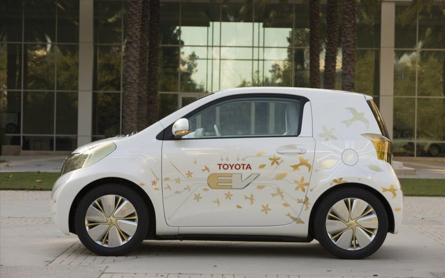  Toyota FT-EV Concept 2009 года  (фото 3 из 24)